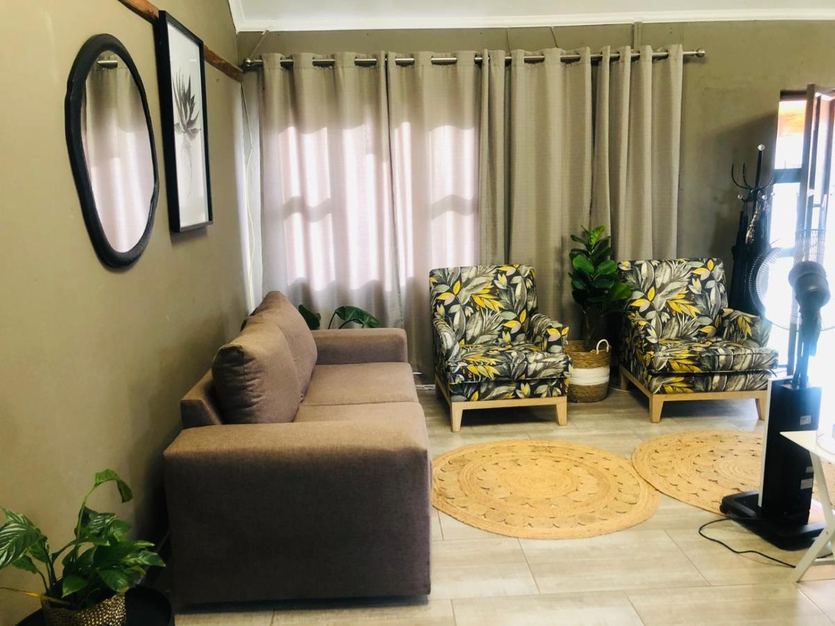 Nongoma Lodge & Inn Cc Dış mekan fotoğraf