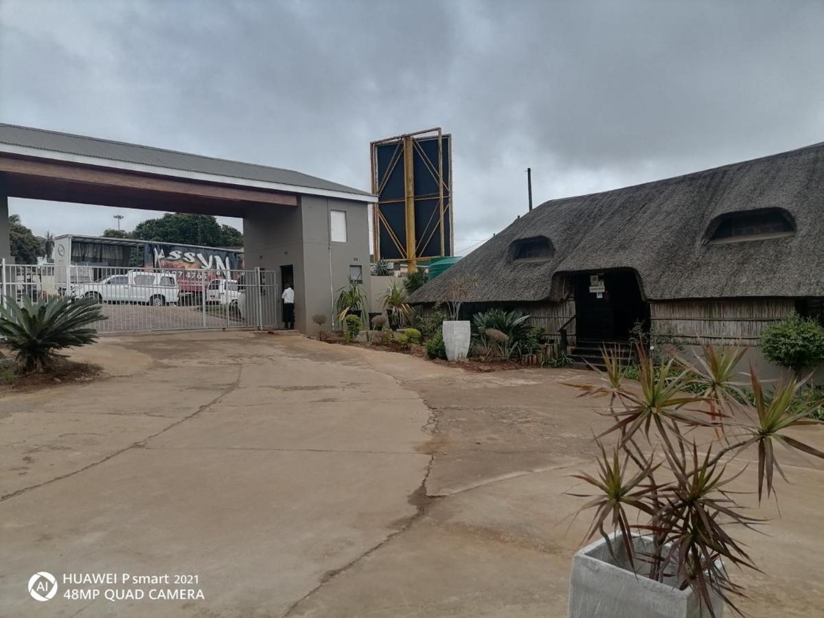 Nongoma Lodge & Inn Cc Dış mekan fotoğraf